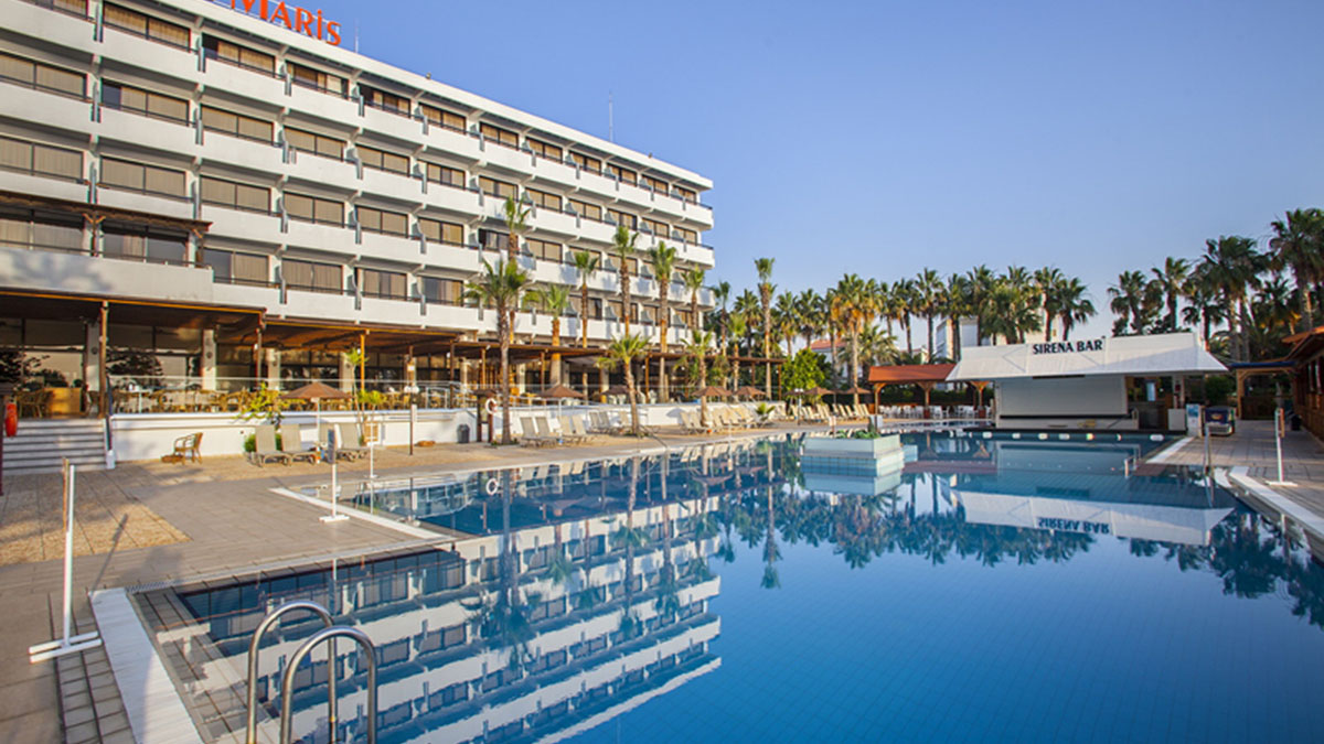 Cavo Maris Beach Hotel
